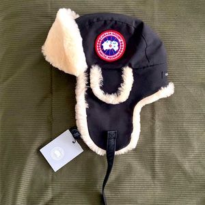 Authentic Canada Goose Pilot Hat- Black- Shearling
